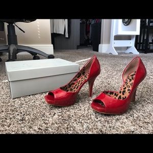 Red Jessica Simpson Pumps